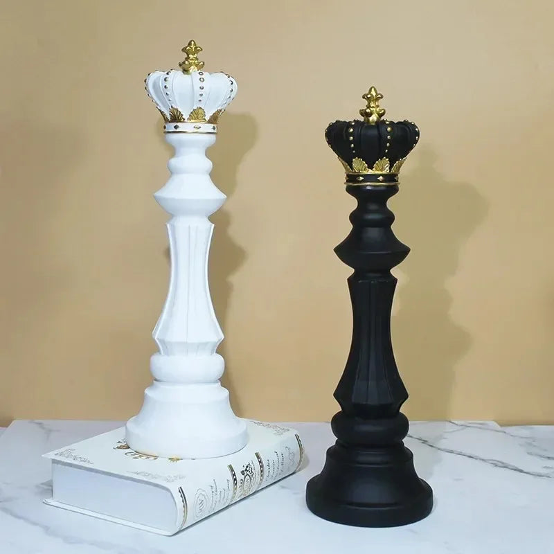Decorative Chess Statue – Classic Game-Inspired Art